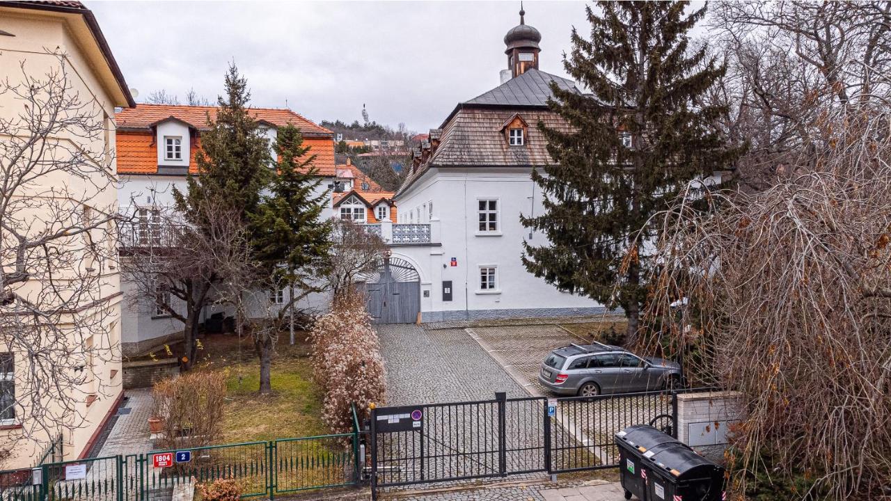 St. Terezie - Baroque Residence Прага Екстериор снимка