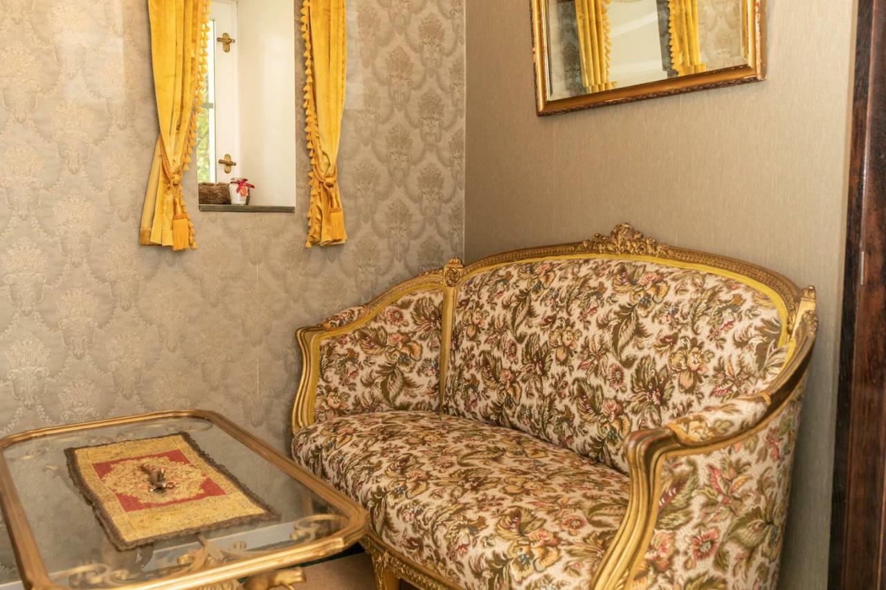St. Terezie - Baroque Residence Прага Екстериор снимка