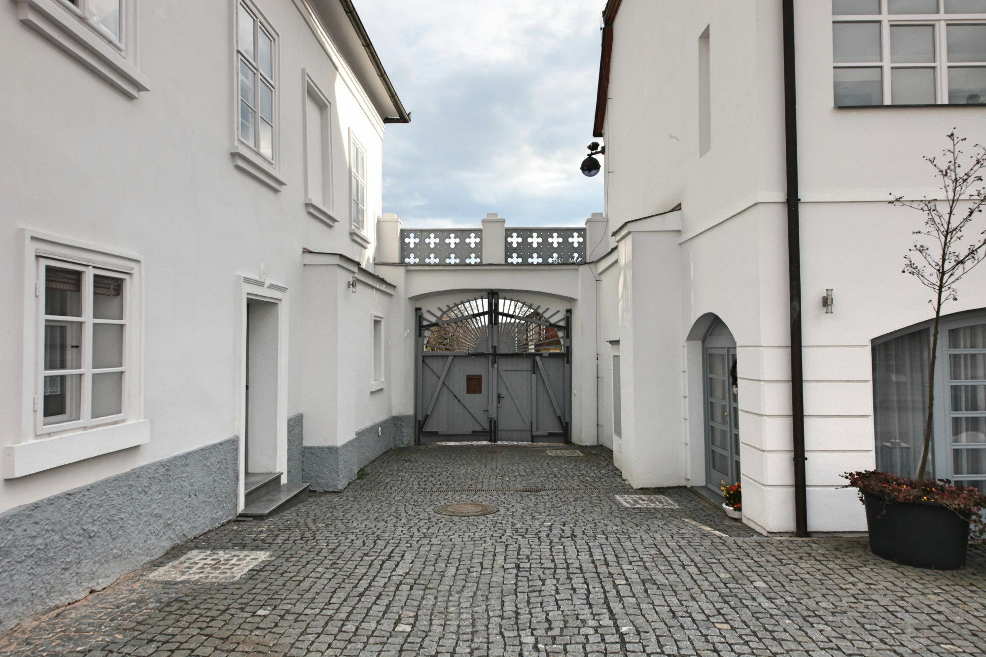 St. Terezie - Baroque Residence Прага Екстериор снимка